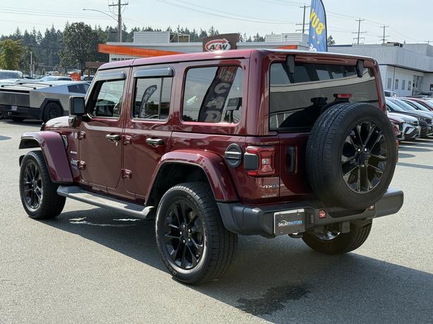 2021 Jeep Wrangler 4xe 4WD - Garage Door Transmitter & Wheels: 20" x 8 image 8