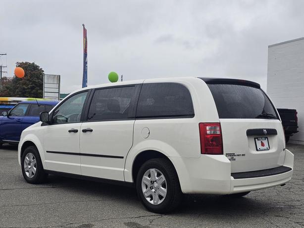 2008 Dodge Grand Caravan 4dr Wgn SE image 4