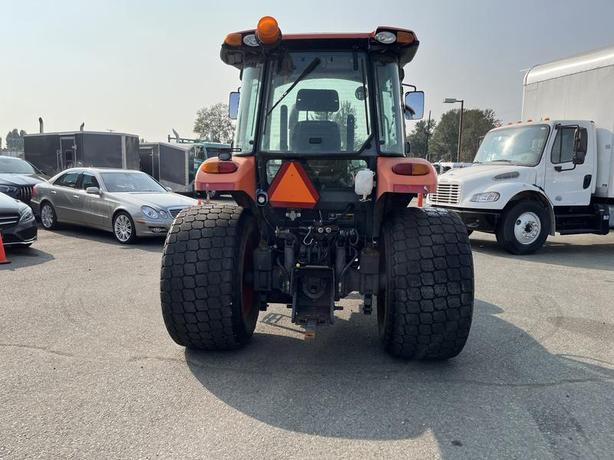 2014 Kubota M7060 Farm Tractor 4 wheel drive Diesel image 4