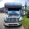 Used 2022 Renegade RV Valencia 38RW thumbnail image 2