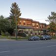 3 bdr apt available now thumbnail image 2