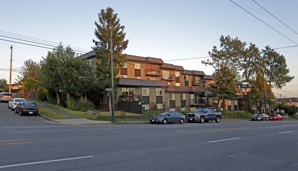 3 bdr apt available now image 2