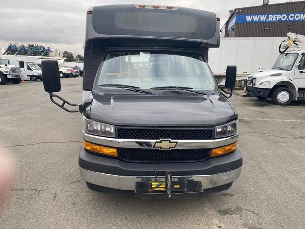 2018 Chevrolet Express G4500 21 Passenger Bus With Wheelchair Accessibility image 6