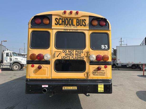 2007 Blue Bird Vision 48 Passenger School Bus Diesel Engine Air Brakes image 4