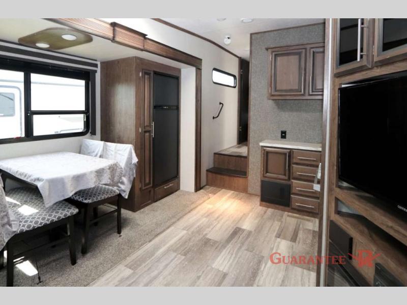 Used 2020 KZ Durango Half-Ton D259RLS display photo