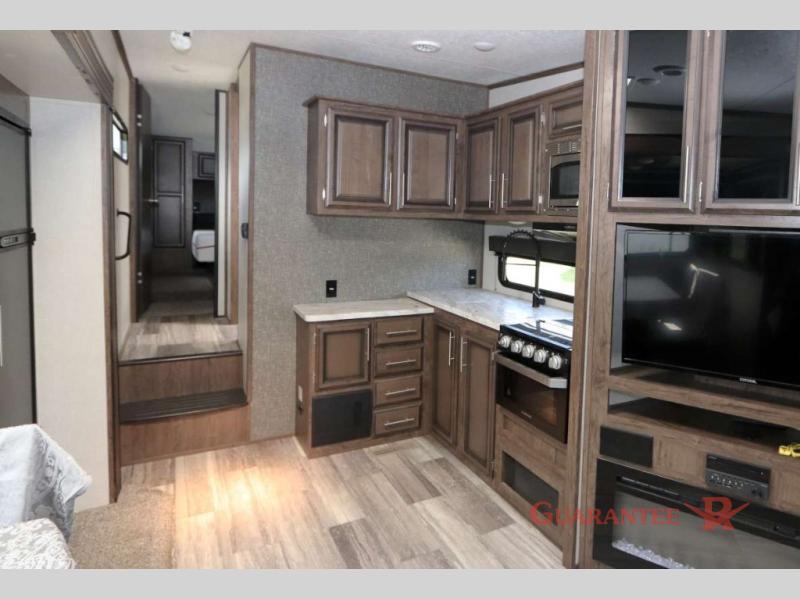 Used 2020 KZ Durango Half-Ton D259RLS display photo