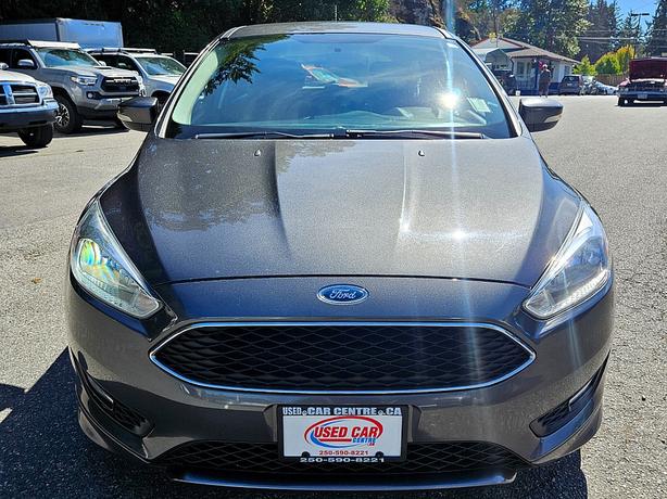 2017 Ford  Focus SE image 7