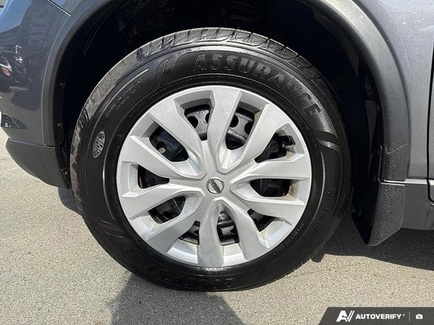 2019 Nissan Rogue S | Cruise Control | Heated Seats! image 6