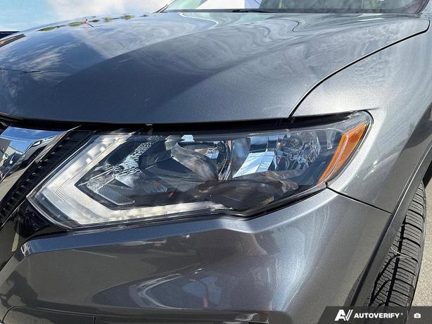 2019 Nissan Rogue S | Cruise Control | Heated Seats! image 7