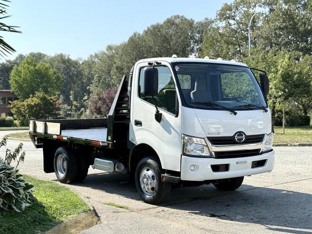 2012 Hino 155 12-Foot Flat Deck Truck Diesel image 1