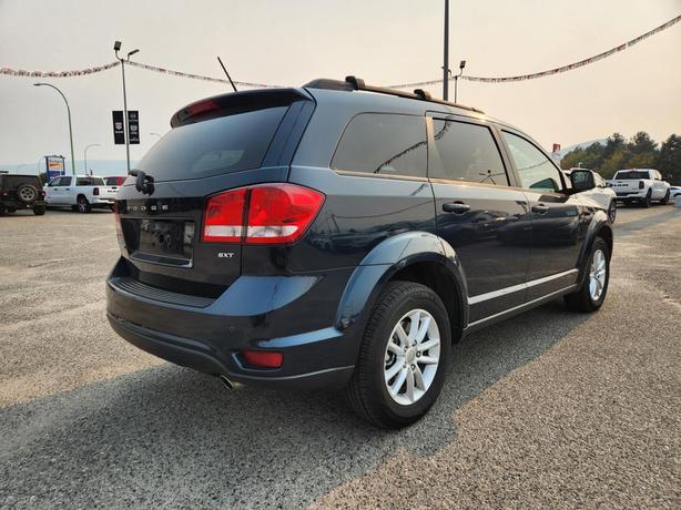 2015 Dodge Journey SXT | 3.6L V6 | Engine Block Heater | Remote Start | Bluetoot image 3