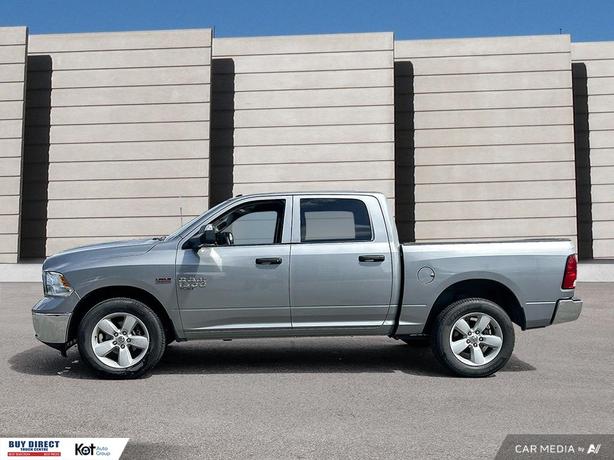 2023 RAM 1500 Classic SLT image 3