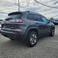 2019 Jeep Cherokee Trailhawk Elite | Heated Seats & Steering Wheel | Remote Star thumbnail image 3