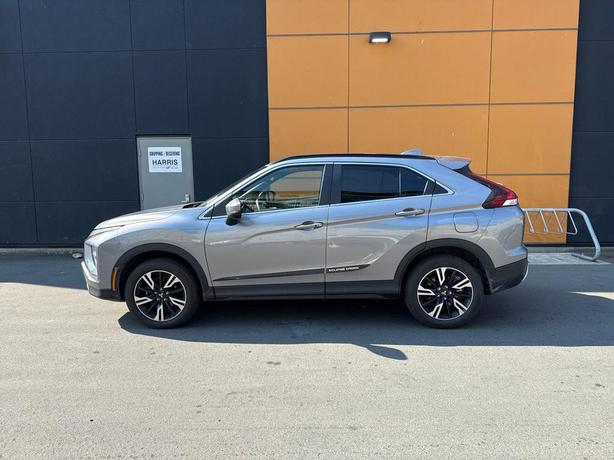 2023 Mitsubishi Eclipse Cross SE | No Reported Accidents! image 3