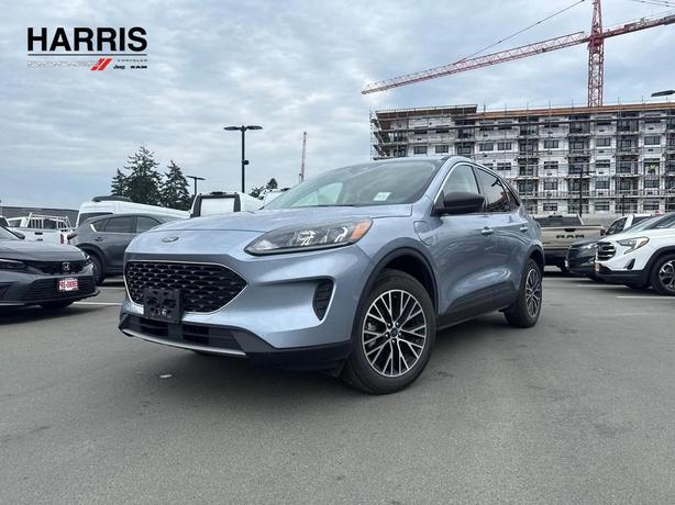 2022 Ford Escape SE Plug-In Hybrid FWD | Keyless Start | Back Up Camera! image 1
