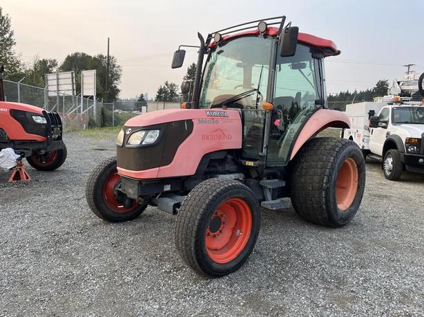 2010 Kubota M6040 4 wheel Drive Farm Tractor Diesel image 1