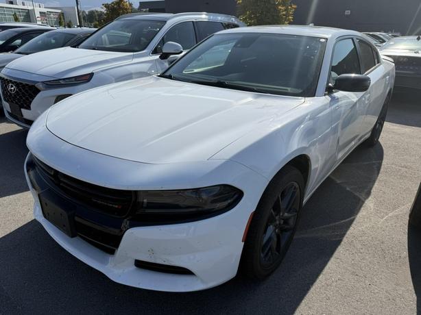 2022 Dodge Charger SXT image 2