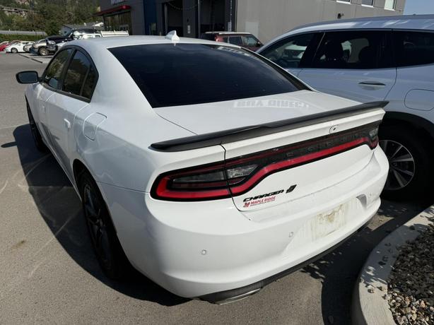 2022 Dodge Charger SXT image 3