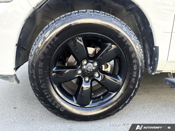 2023 RAM 1500 Classic Express 4x4 Crew Cab 5'7 Box | No Reported Accidents | Low image 6