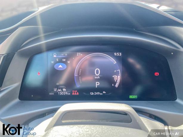 2023 Lexus RZ 450e FULLY ELECTRIC! PANORAMIC SUNROOF! LEATHER INTERIOR! image 8