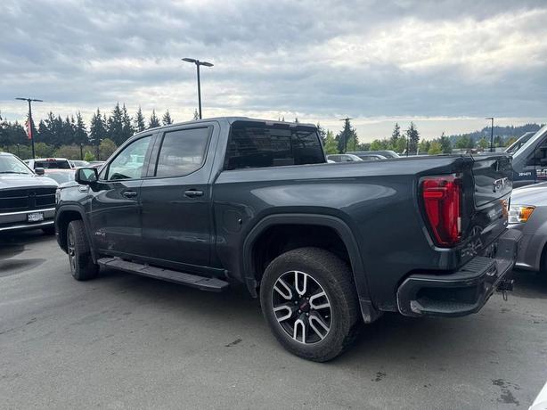 2019 GMC Sierra 1500 AT4 Crew Cab | Heated Seats | Premium Leather! image 4