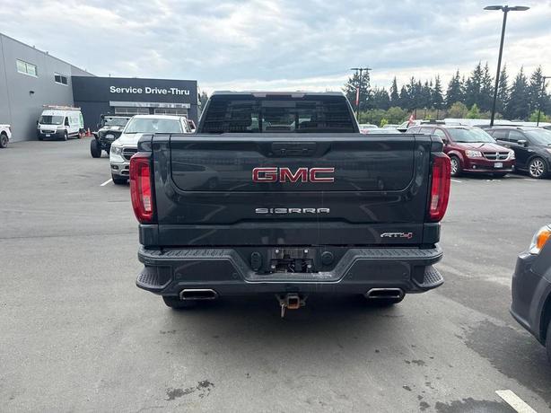 2019 GMC Sierra 1500 AT4 Crew Cab | Heated Seats | Premium Leather! image 5