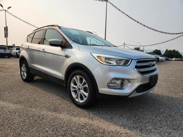 2017 Ford Escape SE | Remote Keyless Entry | 1.5L I4 Engine w/ Auto Start-Stop image 2