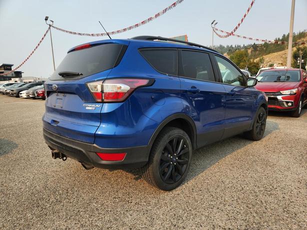 2017 Ford Escape Titanium | 4WD | Heated Seats | Remote Start | 60/40 Split Fold image 3
