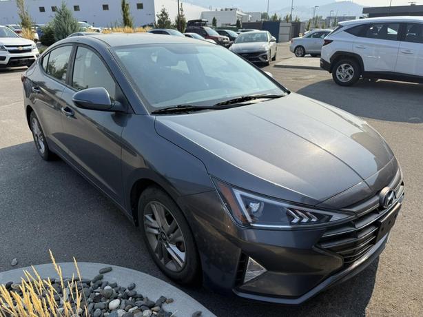 2020 Hyundai Elantra Preferred image 1