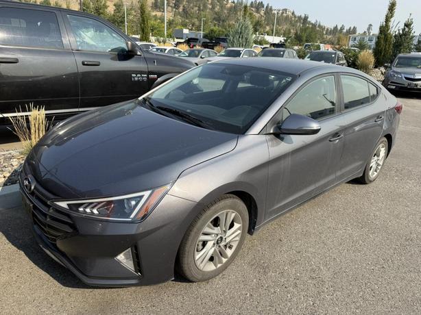 2020 Hyundai Elantra Preferred image 2