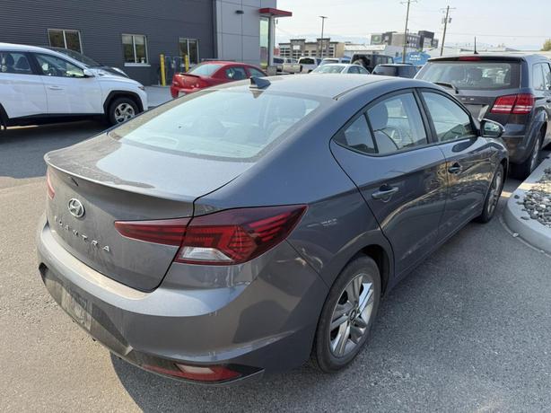 2020 Hyundai Elantra Preferred image 4