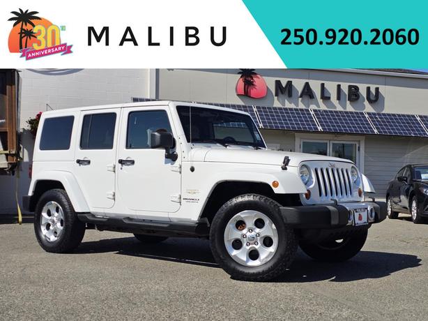 2013 Jeep Wrangler 4WD 4dr Sahara image 1