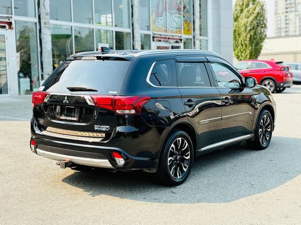 2018 Mitsubishi Outlander PHEV GT S-AWC image 8