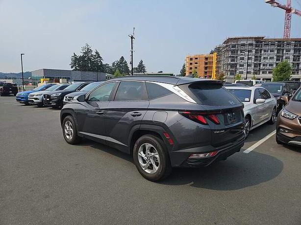 2022 Hyundai Tucson Preferred image 4