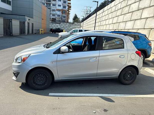2018 Mitsubishi Mirage ES image 3