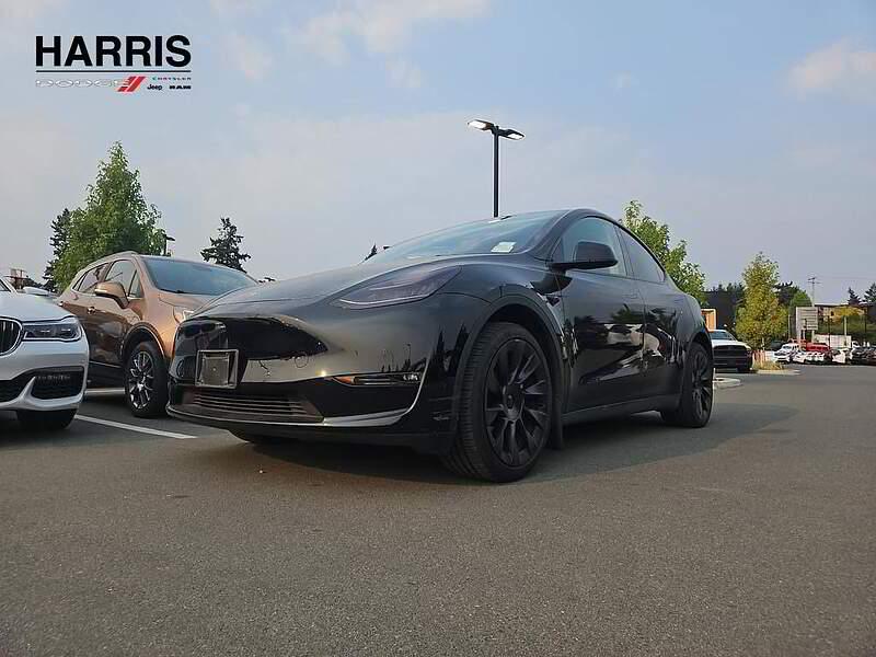 2022 Tesla Model Y Long Range AWD | Adaptive Cruise Control! display photo