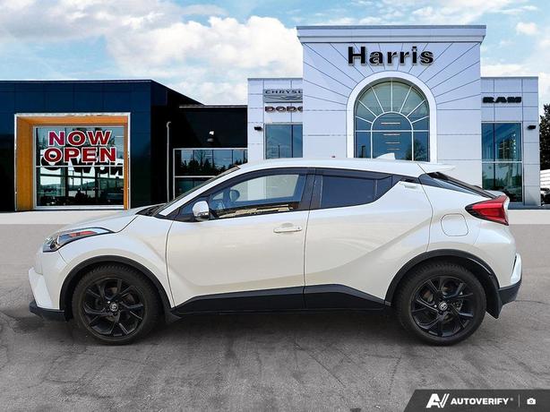 2018 Toyota C-HR XLE image 3