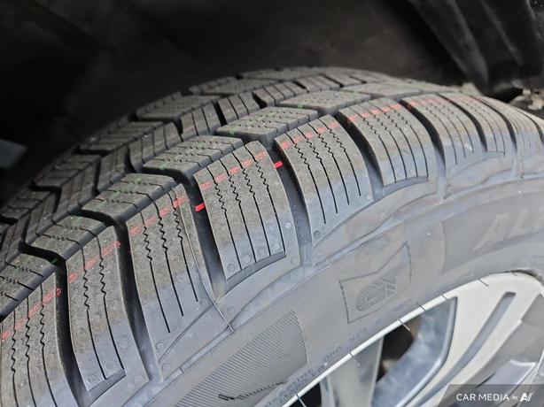 2022 Mitsubishi RVR SE AWD | Heated Seats! image 7