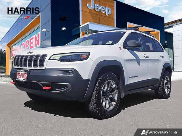 2019 Jeep Cherokee Trailhawk 4x4 | One Owner | No Reported Accidents! image 1