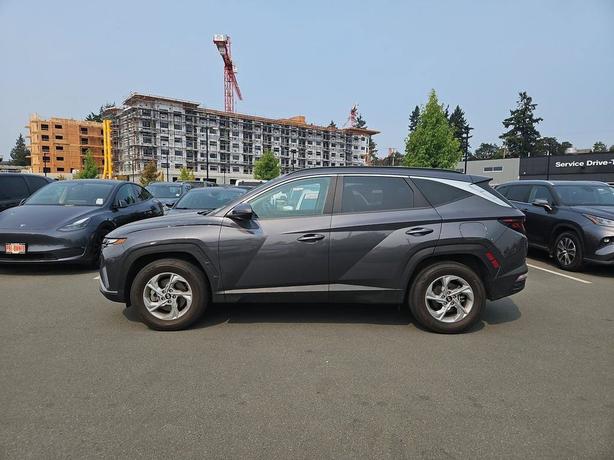2022 Hyundai Tucson Preferred image 3