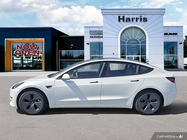 2021 Tesla Model 3 Standard Range Plus RWD | Heated Seats! image 3