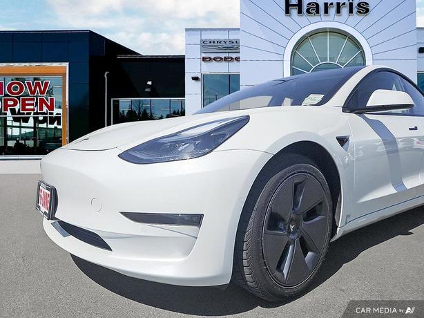 2021 Tesla Model 3 Standard Range Plus RWD | Heated Seats! image 8