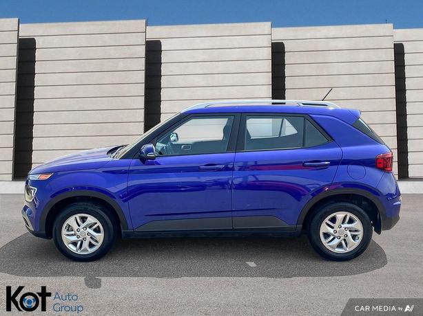 2024 Hyundai Venue Preferred APPLE CARPLAY! HEATED FRONT SEATS! BACKUP CAMERA! P image 3