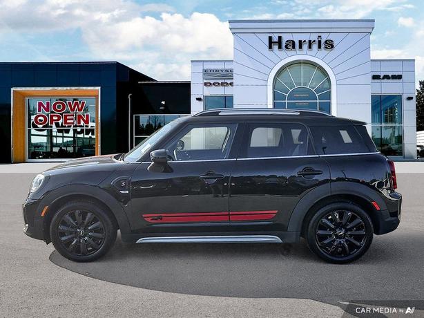 2024 MINI Countryman Cooper S | One Owner | No Reported Accidents! image 3