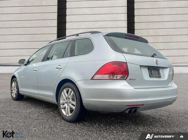 2011 VOLKSWAGEN GOLF WAGON image 4