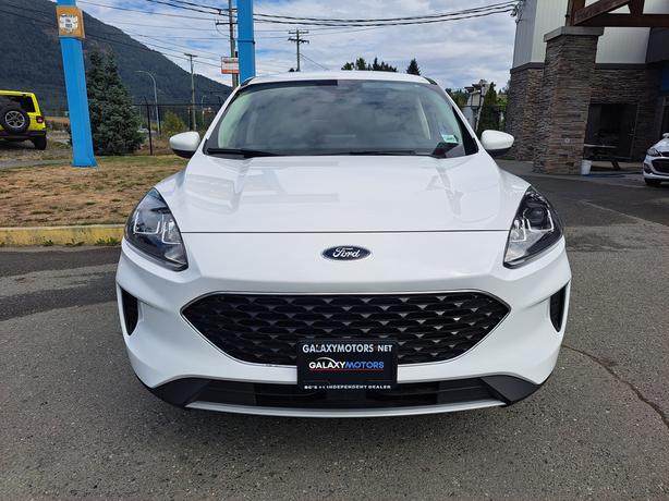 2020 Ford Escape AWD image 3