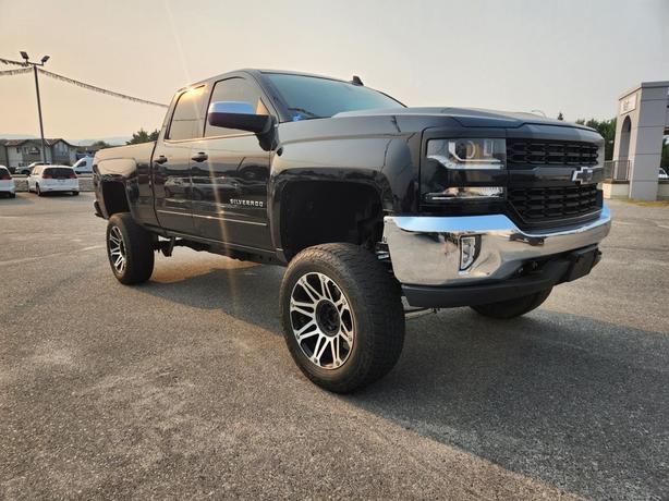 2017 Chevrolet Silverado 1500 LT | Lifted | Remote Keyless Entry | Bluetooth | B image 2