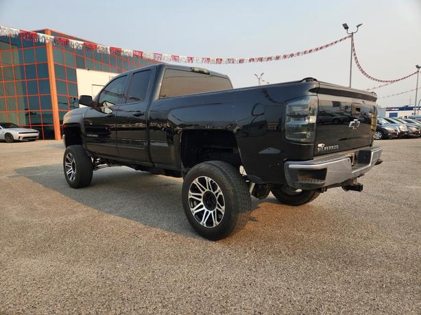 2017 Chevrolet Silverado 1500 LT | Lifted | Remote Keyless Entry | Bluetooth | B image 4