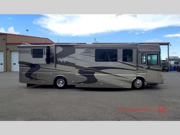 Used 2005 Winnebago Vectra 36RD image 4