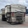 Used 2005 Winnebago Vectra 36RD thumbnail image 7
